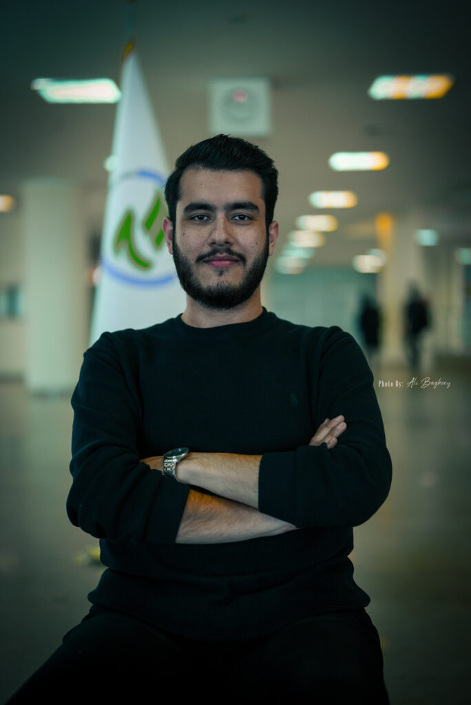 پارسا شیرمحمدزاده سرپرست بخش روابط عمومی